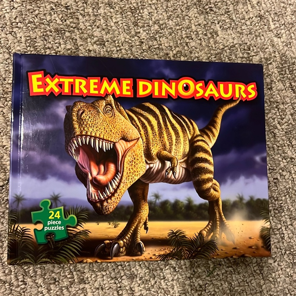 Extreme 🦖 Dinosaurs 🦕 24 Piece Puzzle Book 📚- 5 Puzzles - 🧩- Brand New!